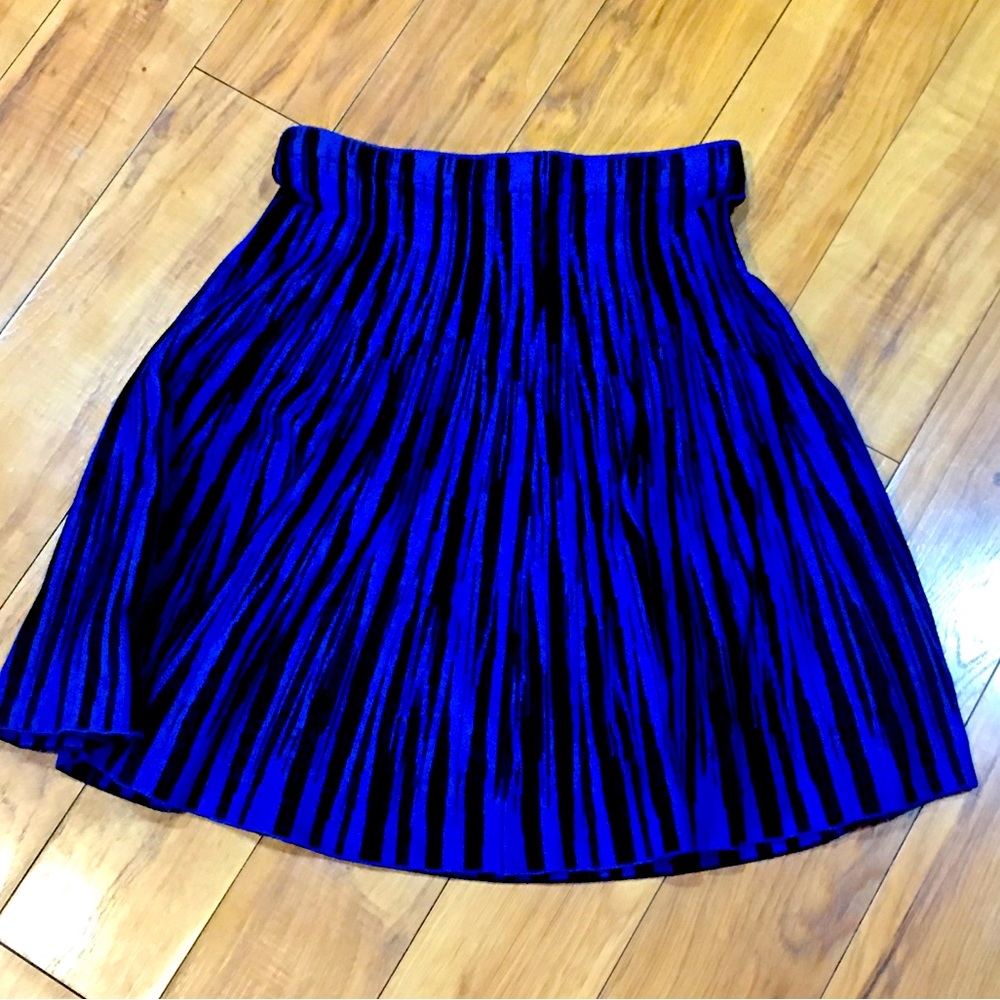 Carmen Marc Valvo sweater skirt career above knee blue black small - Picture 4 of 4